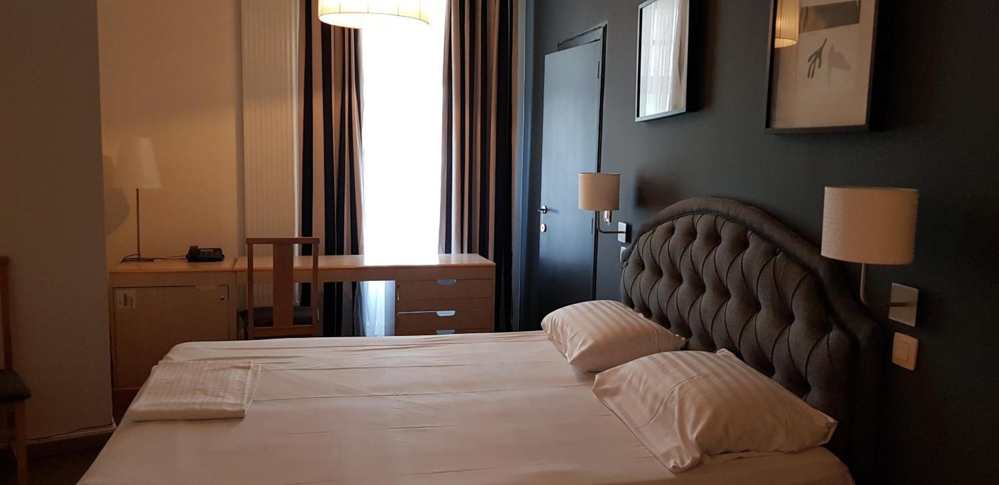 Hotel Aviation Saint-Gilles Kültér fotó