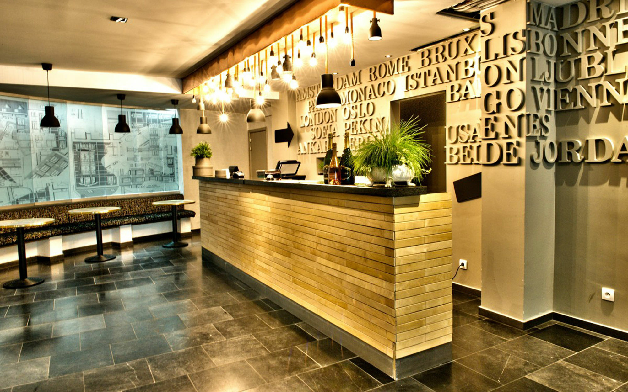 Hotel Aviation Saint-Gilles Kültér fotó